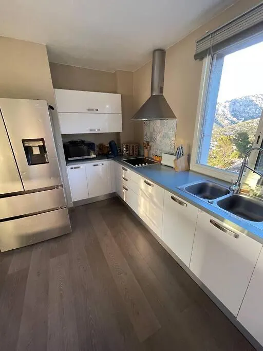 La Plus Haute Vue De La Ville Marseille