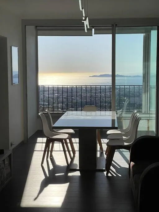 La Plus Haute Vue De La Ville Marselha